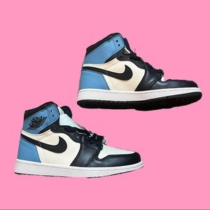 Jordan 1 Mid in Obsidian 1:1 💙